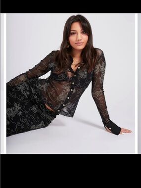 Susamusa sienna shirt size large